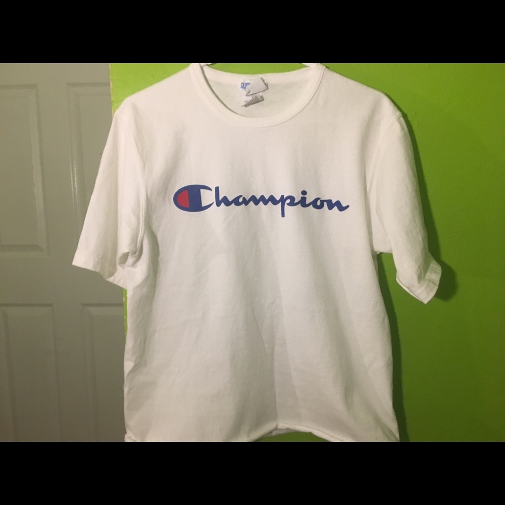 champion size M but shrunk to size S in men